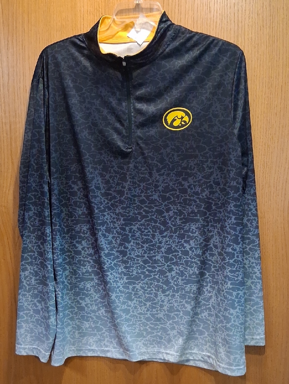 Unisex Hawkeyes‎ Colosseum,2XX, Long Sleeve Shirt
